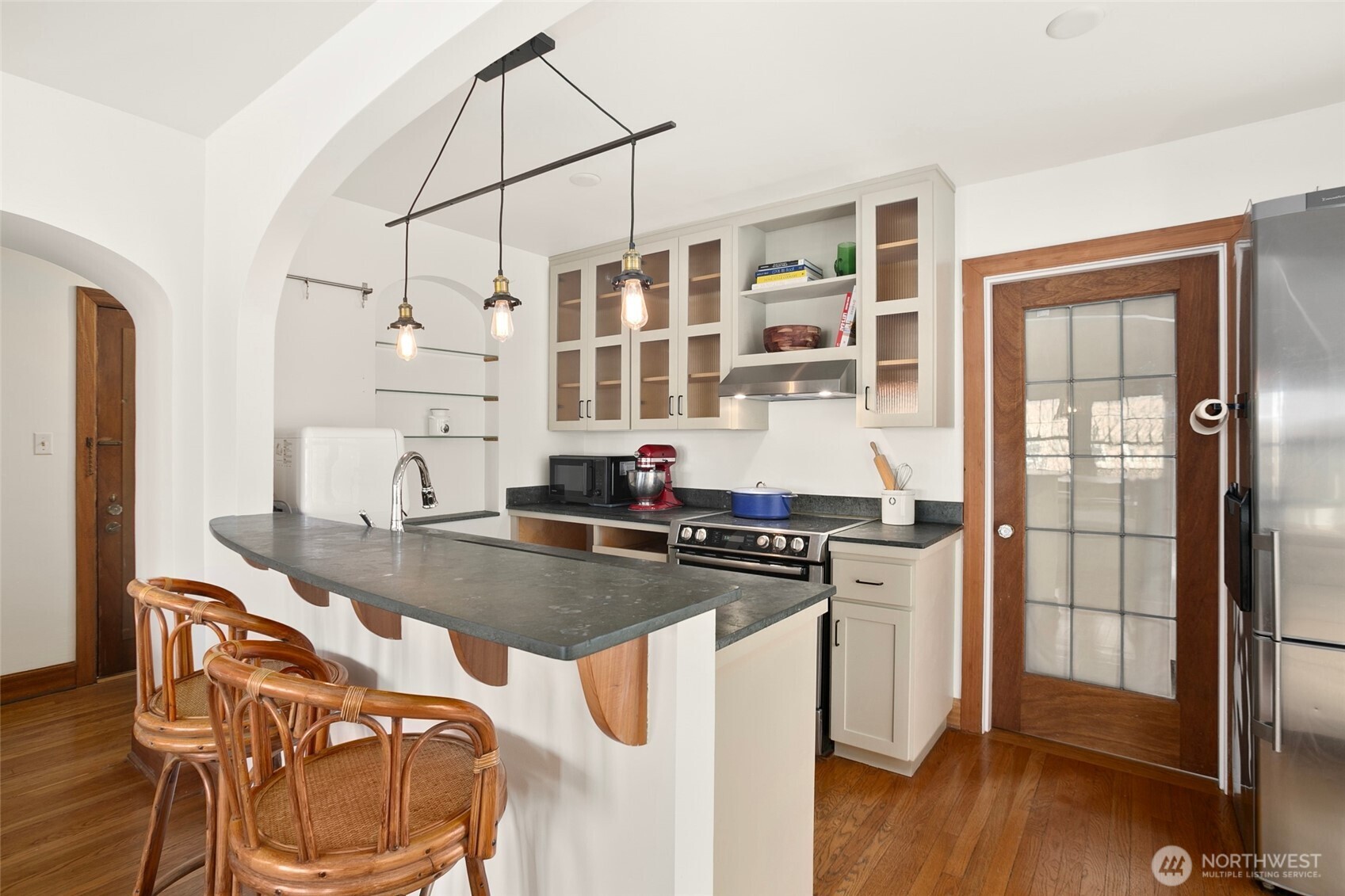 408 Bellevue Avenue E Seattle WA 98102
