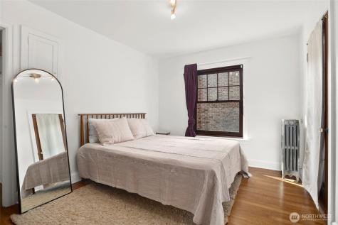 408 Bellevue Avenue E Seattle WA 98102