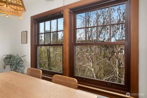 408 Bellevue Avenue E Seattle WA 98102