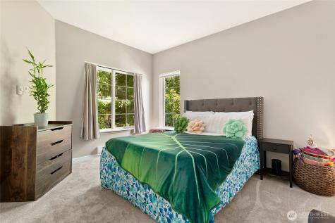 801 Rainier Avenue N Renton WA 98057