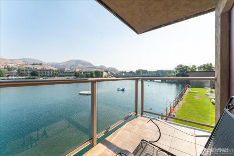 322 W Woodin Avenue Chelan WA 98816