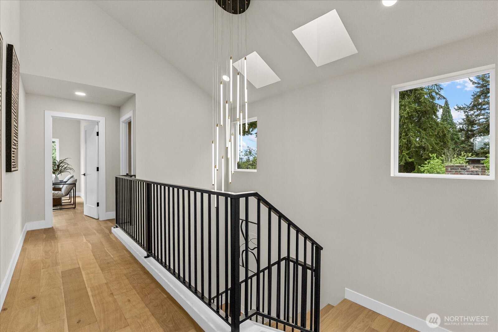 11709 Roosevelt Way NE Seattle WA 98125