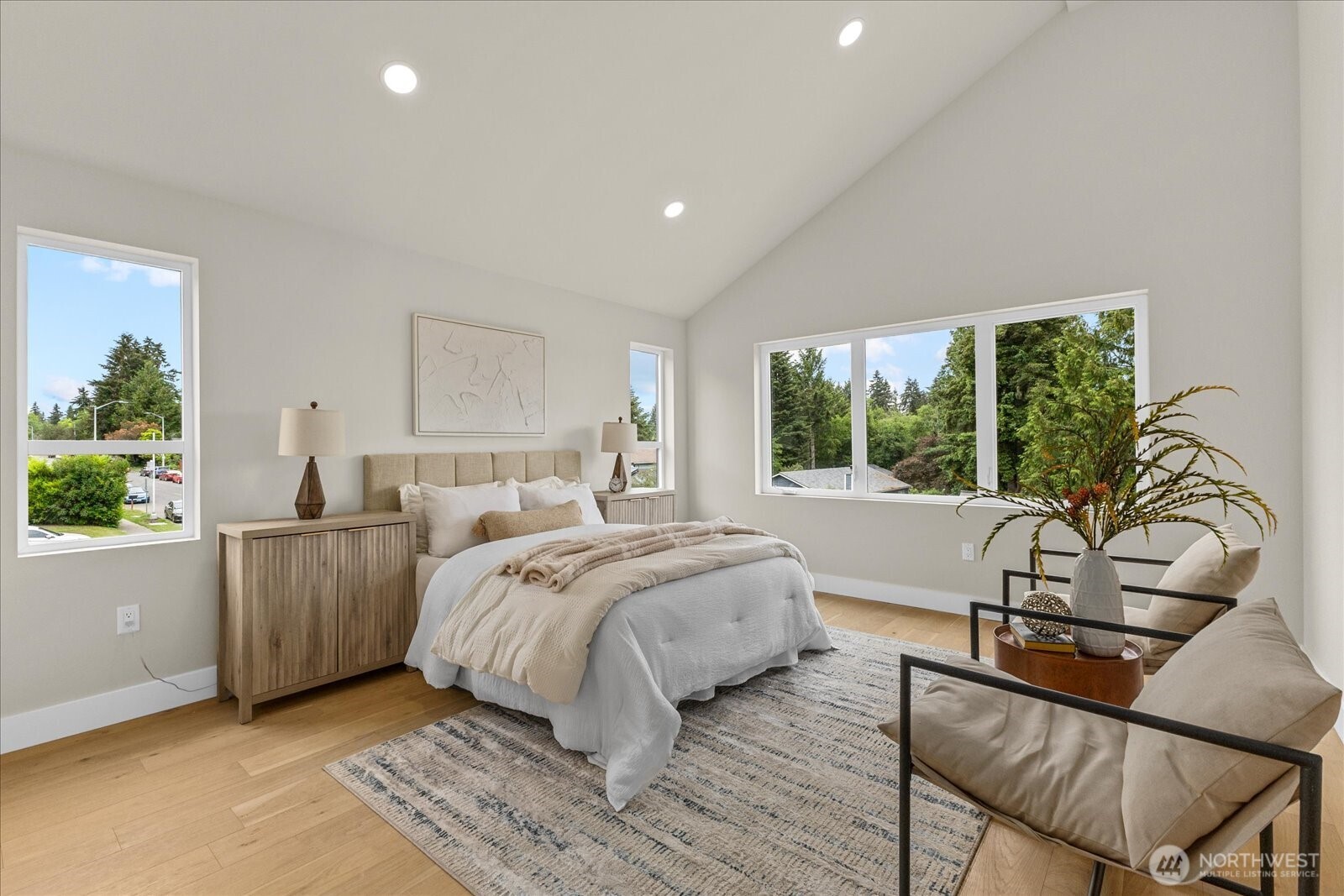 11709 Roosevelt Way NE Seattle WA 98125