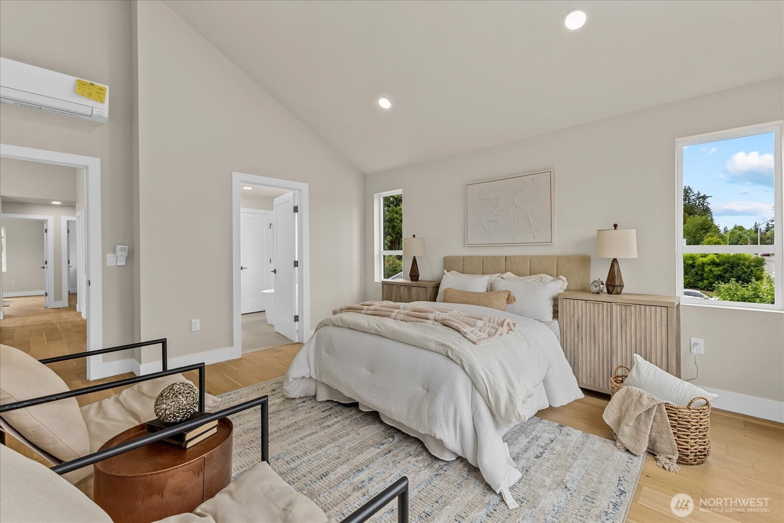 11709 Roosevelt Way NE Seattle WA 98125