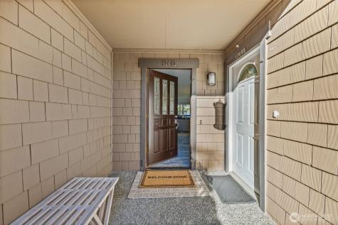 17442 NE 40th Place Redmond WA 98052