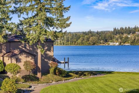 17442 NE 40th Place Redmond WA 98052