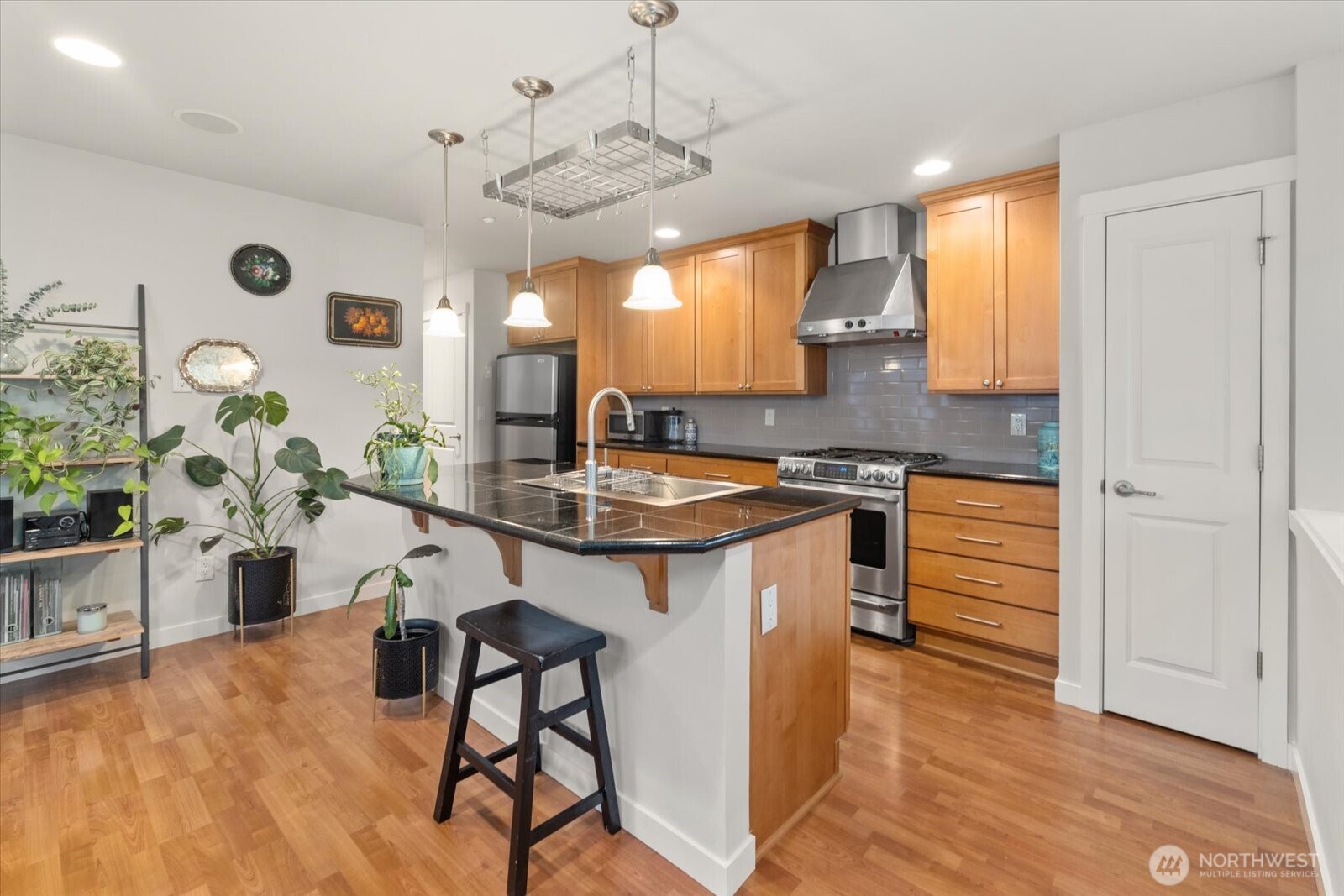 5912 31st Avenue SW Seattle WA 98126