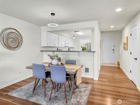 2300 Jefferson Avenue NE Renton WA 98056