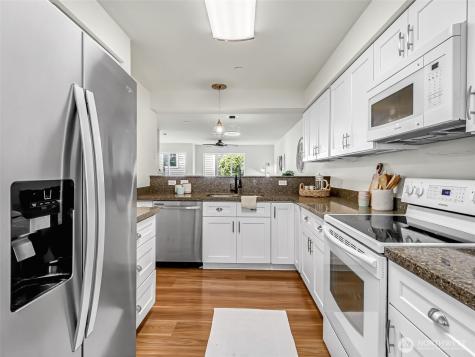 2300 Jefferson Avenue NE Renton WA 98056