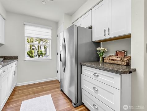 2300 Jefferson Avenue NE Renton WA 98056