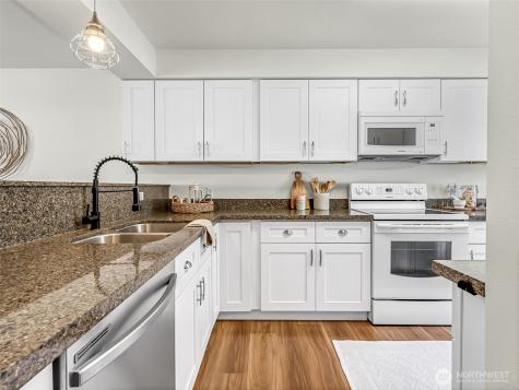 2300 Jefferson Avenue NE Renton WA 98056