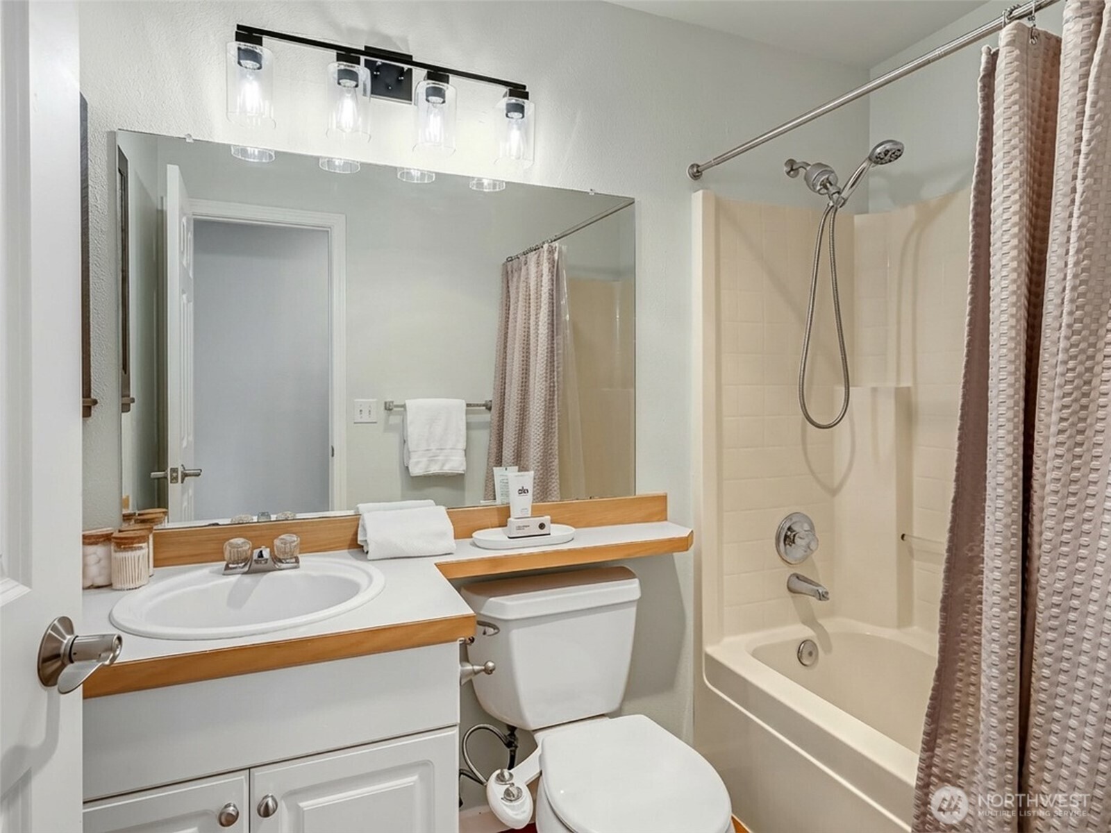 2300 Jefferson Avenue NE Renton WA 98056