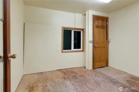 5721 99th Street Court E Puyallup WA 98373
