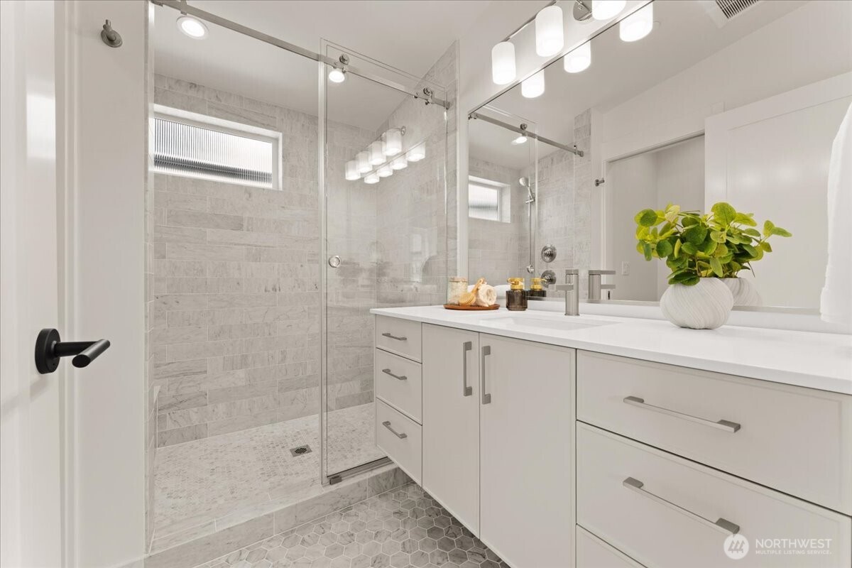 4120 Burke Avenue N Seattle WA 98103