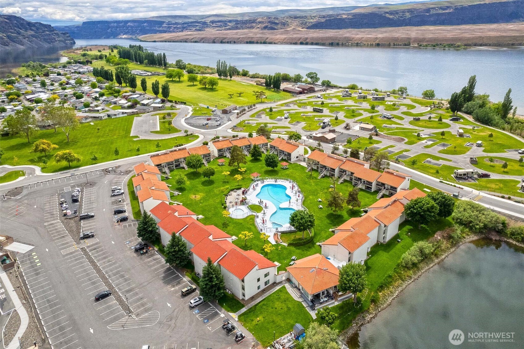 8903 Crescent Bar Road NW Quincy WA 98848