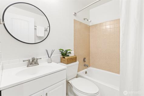 2020 Grant Avenue S Renton WA 98055