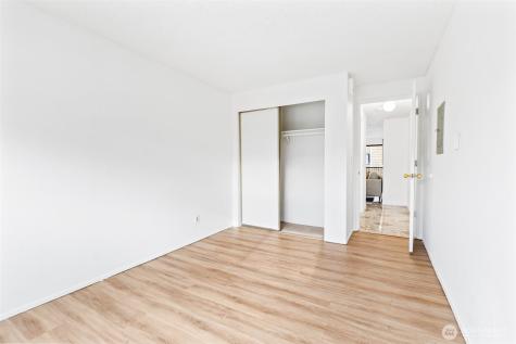 2020 Grant Avenue S Renton WA 98055