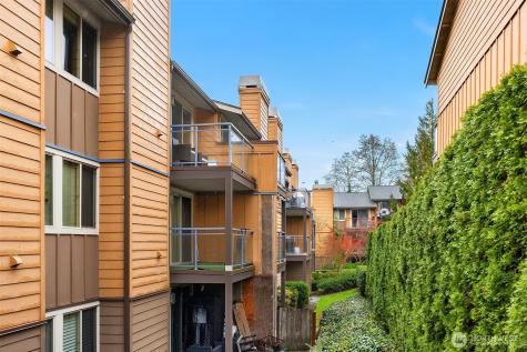 8248 126th Avenue NE Kirkland WA 98033