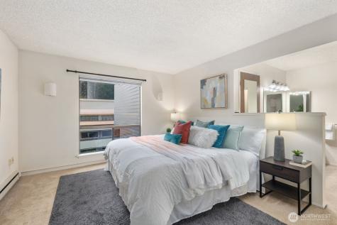13741 15th Avenue NE Seattle WA 98125