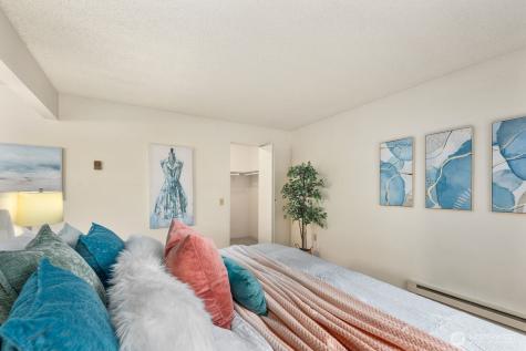 13741 15th Avenue NE Seattle WA 98125