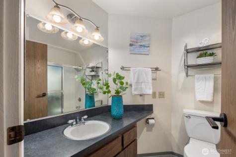 13741 15th Avenue NE Seattle WA 98125