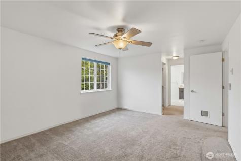 10513 SE 250th Place Kent WA 98030