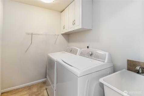 10513 SE 250th Place Kent WA 98030