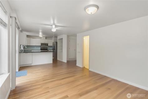 10513 SE 250th Place Kent WA 98030