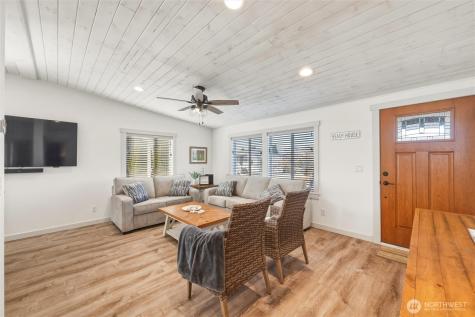4751 Birch Bay Lynden Road Blaine WA 98230