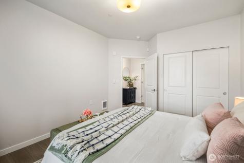 1237 Meander Way SE North Bend WA 98045