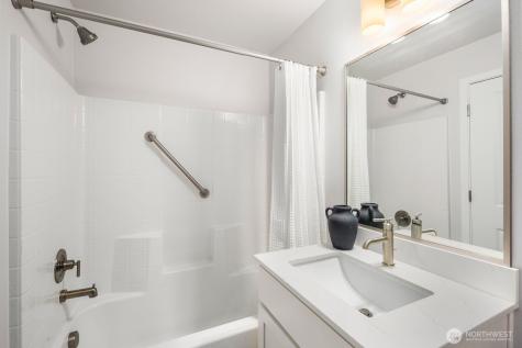 1237 Meander Way SE North Bend WA 98045