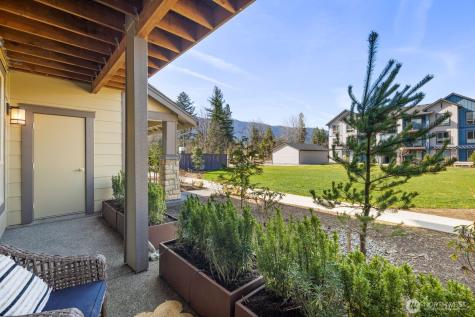 1237 Meander Way SE North Bend WA 98045