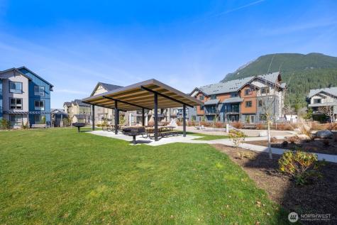 1237 Meander Way SE North Bend WA 98045