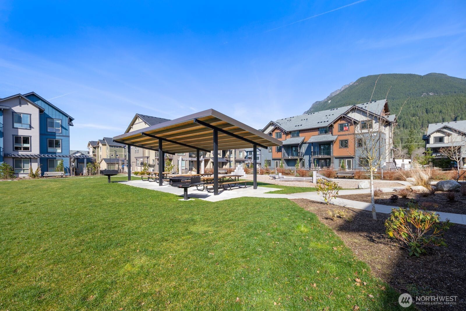 1237 Meander Way SE North Bend WA 98045