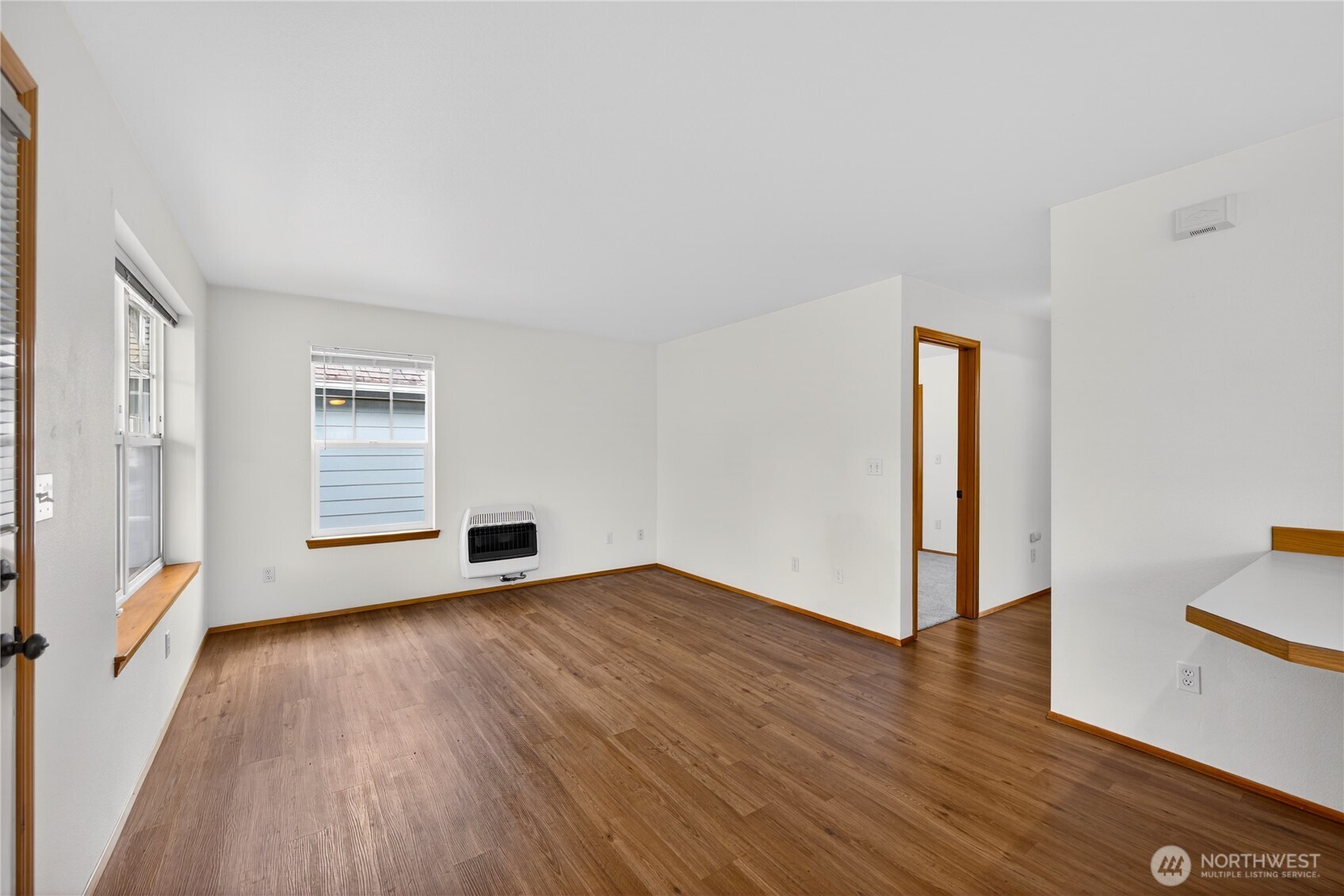 161 W Whidbey Avenue Oak Harbor WA 98277