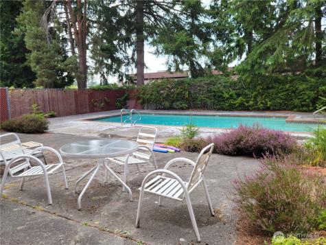 22107 66th Avenue W Mountlake Terrace WA 98043