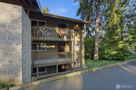 22107 66th Avenue W Mountlake Terrace WA 98043