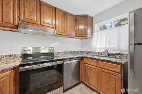 22107 66th Avenue W Mountlake Terrace WA 98043