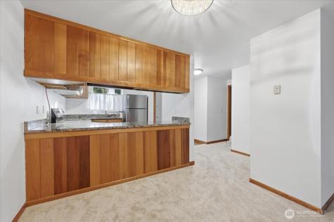 22107 66th Avenue W Mountlake Terrace WA 98043