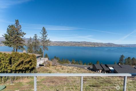 4056 Lakeveiw Place Chelan WA 98816