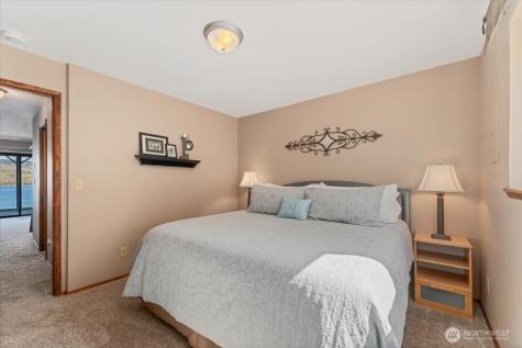 4056 Lakeveiw Place Chelan WA 98816