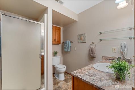 4056 Lakeveiw Place Chelan WA 98816