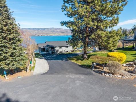 4056 Lakeveiw Place Chelan WA 98816