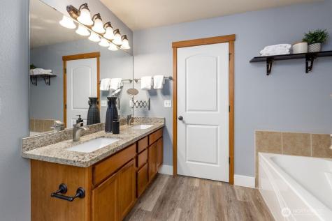 10024 13th Street SE Everett WA 98208