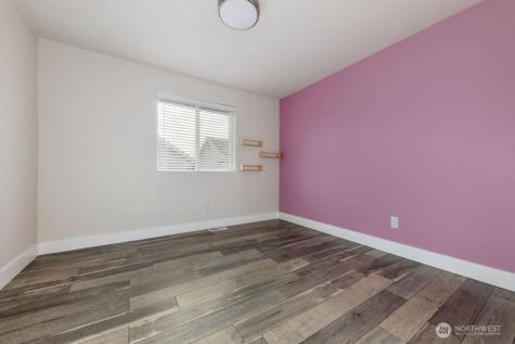 10024 13th Street SE Everett WA 98208
