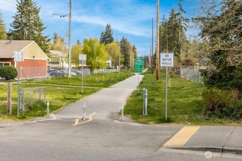 10024 13th Street SE Everett WA 98208