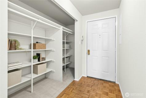 8720 Phinney Avenue N Seattle WA 98103