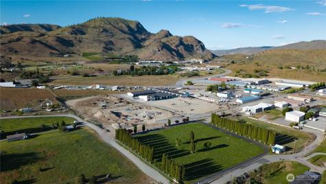 73 E Shop Avenue Chelan WA 98816