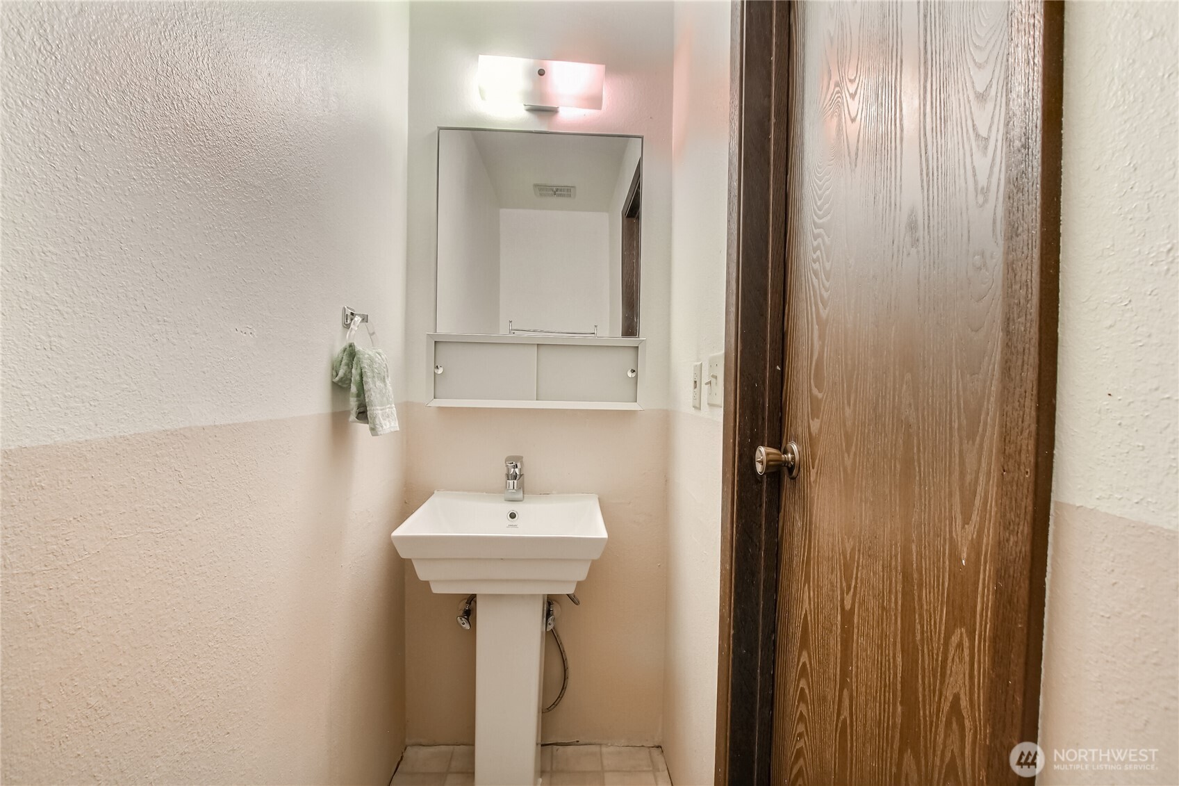 1040 S 320th Street Federal Way WA 98003