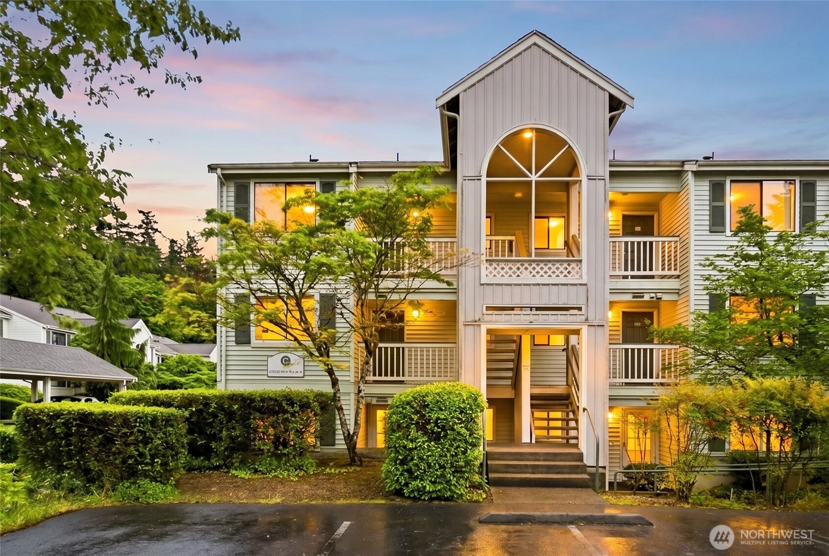 25005 98th Place S Kent WA 98030